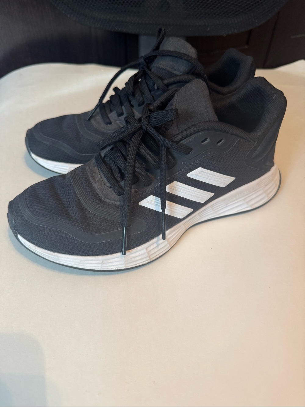 NEW Adidas Youth 3.5Y kids Duramo SI 2.0 running shoes Black/White